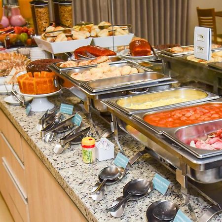 קסקוול Hotel Plaza Garden מראה חיצוני תמונה