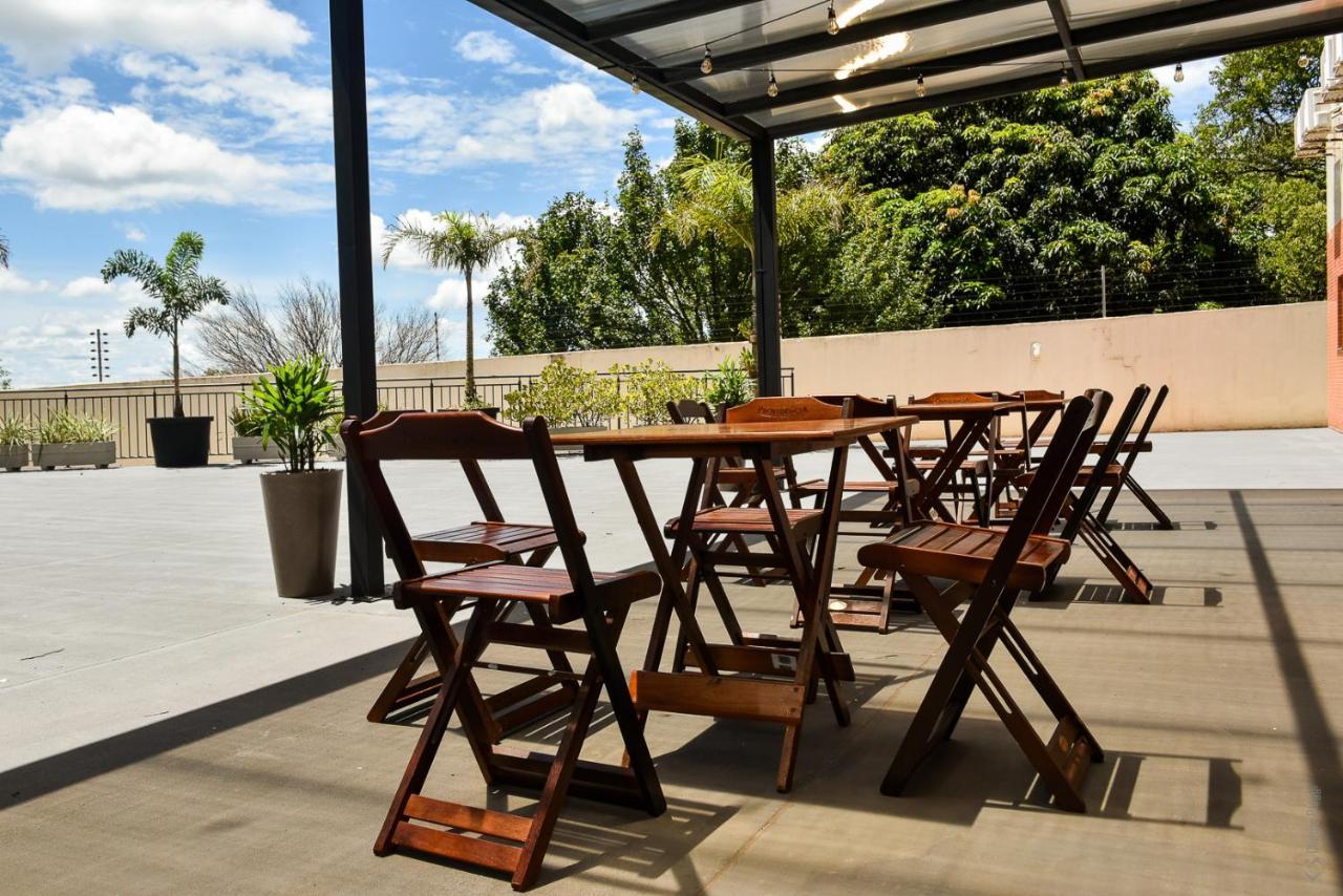 קסקוול Hotel Plaza Garden מראה חיצוני תמונה