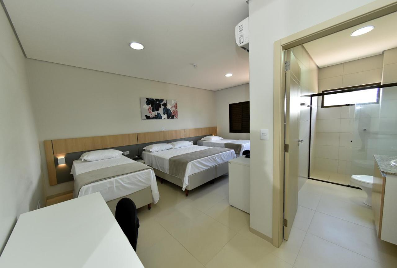 קסקוול Hotel Plaza Garden מראה חיצוני תמונה