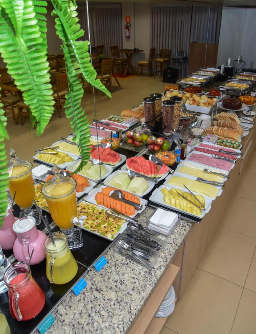 קסקוול Hotel Plaza Garden מראה חיצוני תמונה